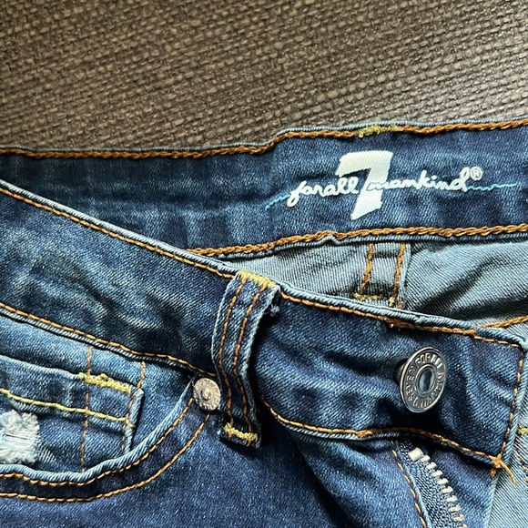 7 For All Mankind Distressed Shorts Size Girls 10 - Picture 3 of 6